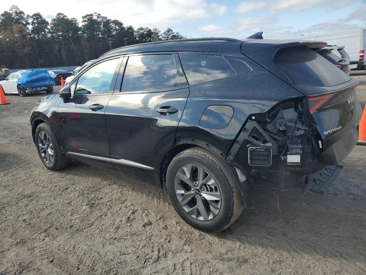 2023 KIA Sportage VIN 5XYK43AF4PG049241 Copart auction photo, all over damage thumbnail 2