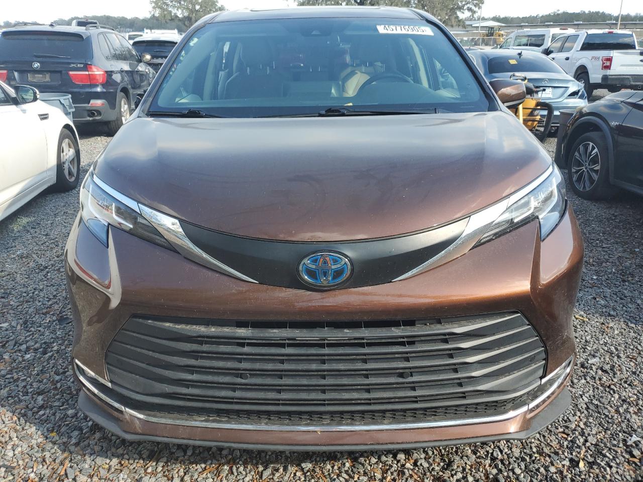 2021 Toyota Sienna VIN 5TDYRKECXMS049457 Copart auction photo, side damage thumbnail 5