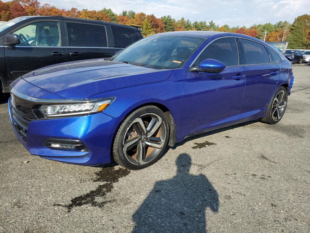 2018 Honda Accord VIN 1HGCV1F35JA170275
