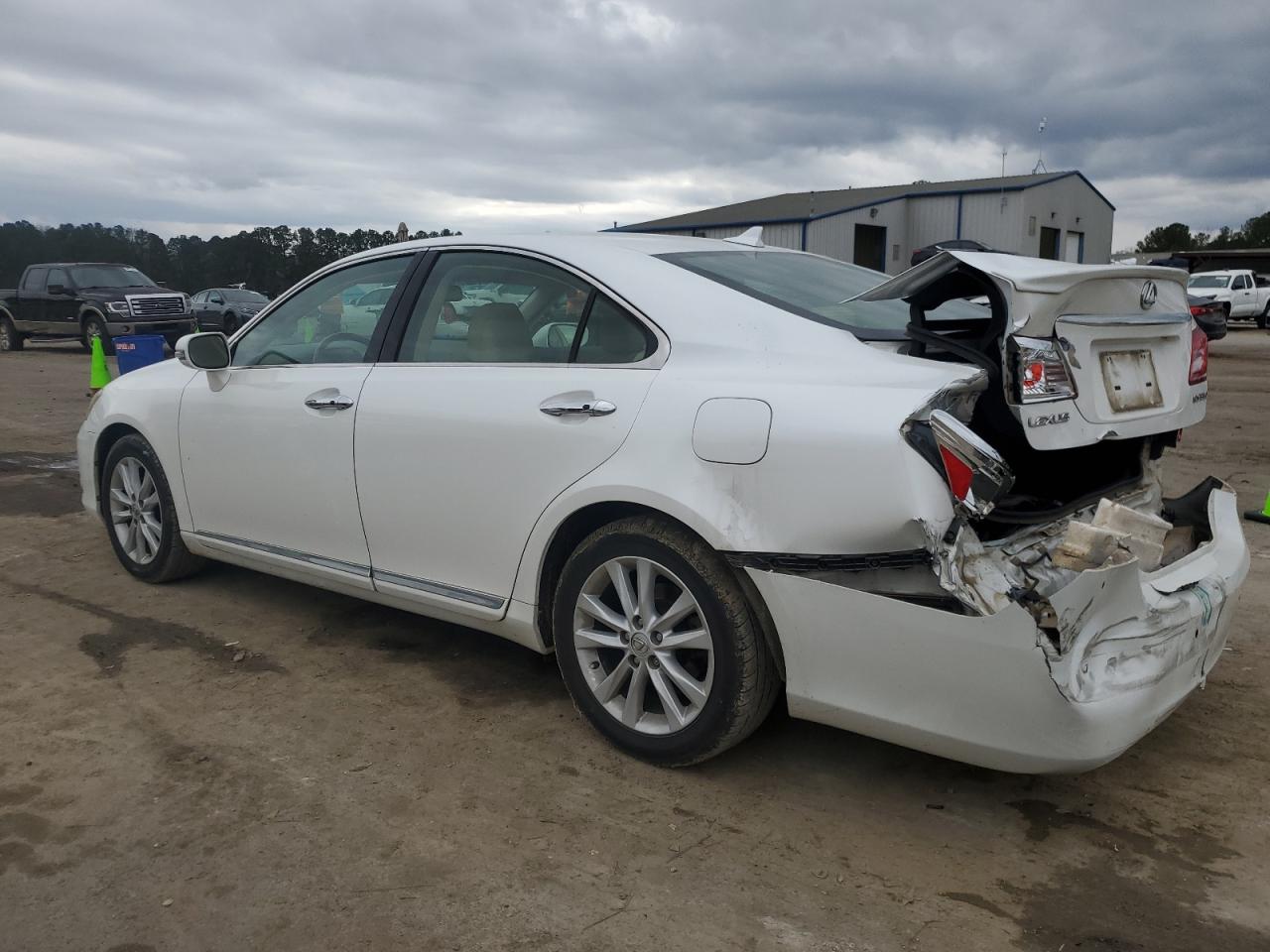 2010 Lexus ES VIN JTHBK1EG1A2395647 Copart auction photo, rear end damage thumbnail 2
