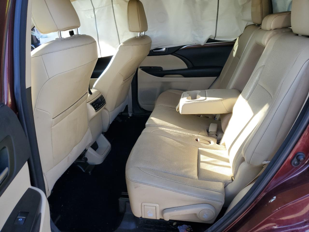 2018 Toyota Highlander VIN 5TDDZRFH6JS496851 Copart auction photo, all over damage thumbnail 12