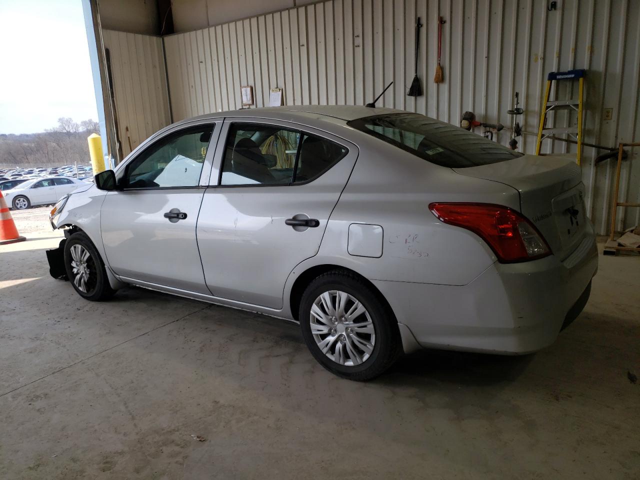 2016 Nissan Versa VIN 3N1CN7AP3GL824819 Copart auction photo, front end damage thumbnail 2