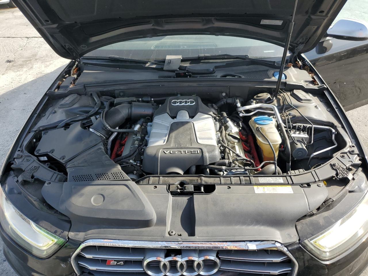 2014 Audi RS4 VIN WAUBGAFL2EA064650 Copart auction photo, rear end / front end damage thumbnail 11