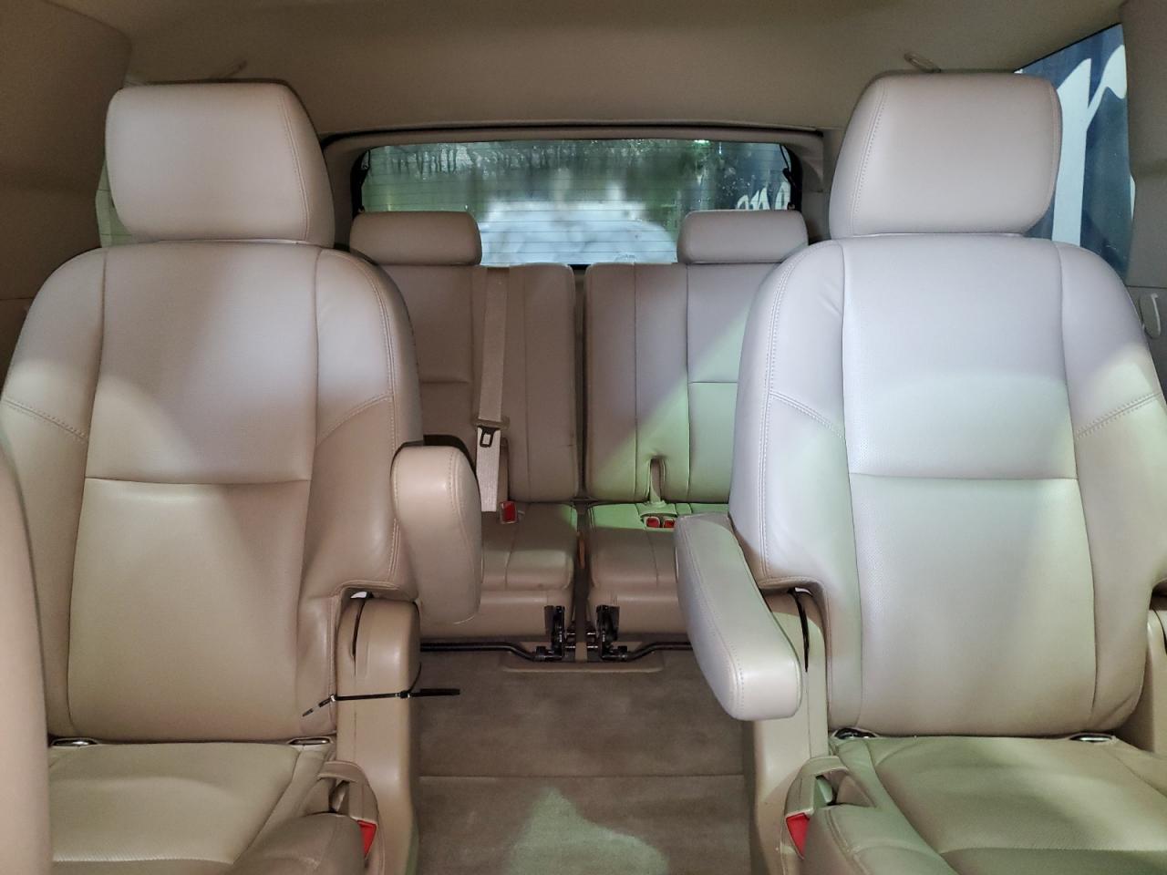 2013 Cadillac Escalade VIN 1GYS4BEFXDR109910 Copart auction photo, normal wear damage thumbnail 10