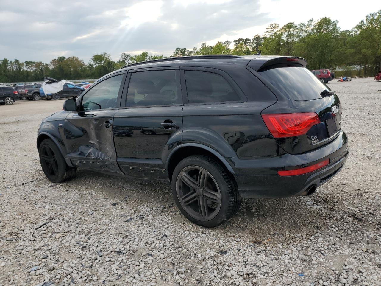 2015 Audi Q7 VIN WA1DGAFE1FD020064 Copart auction photo, side damage thumbnail 2