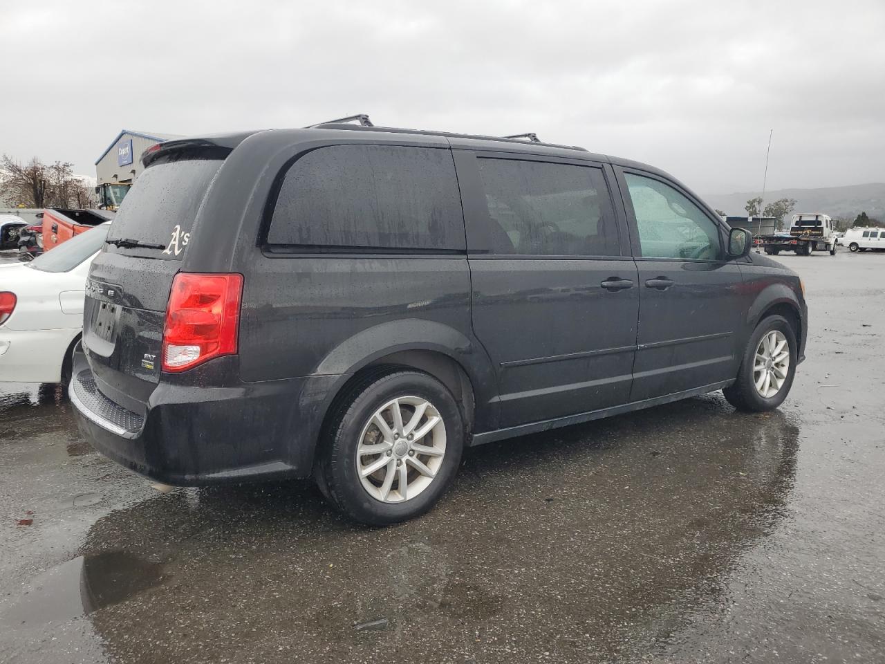 2015 Dodge Caravan VIN 2C4RDGCG0FR598375 Copart auction photo, mechanical damage thumbnail 3