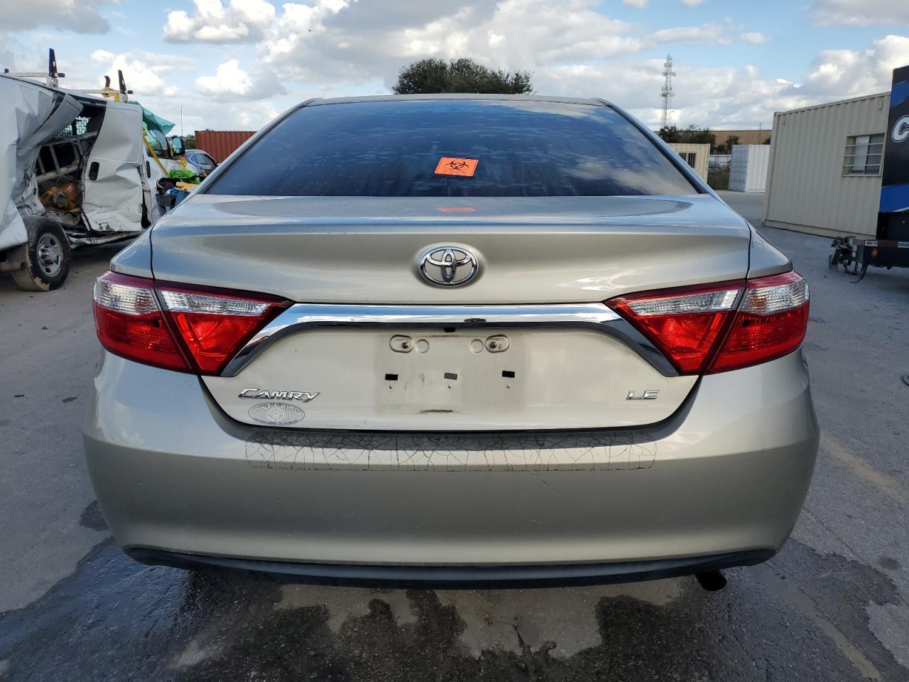 2015 Toyota Camry VIN 4T1BF1FK6FU489488 Copart auction photo, front end / side damage thumbnail 6
