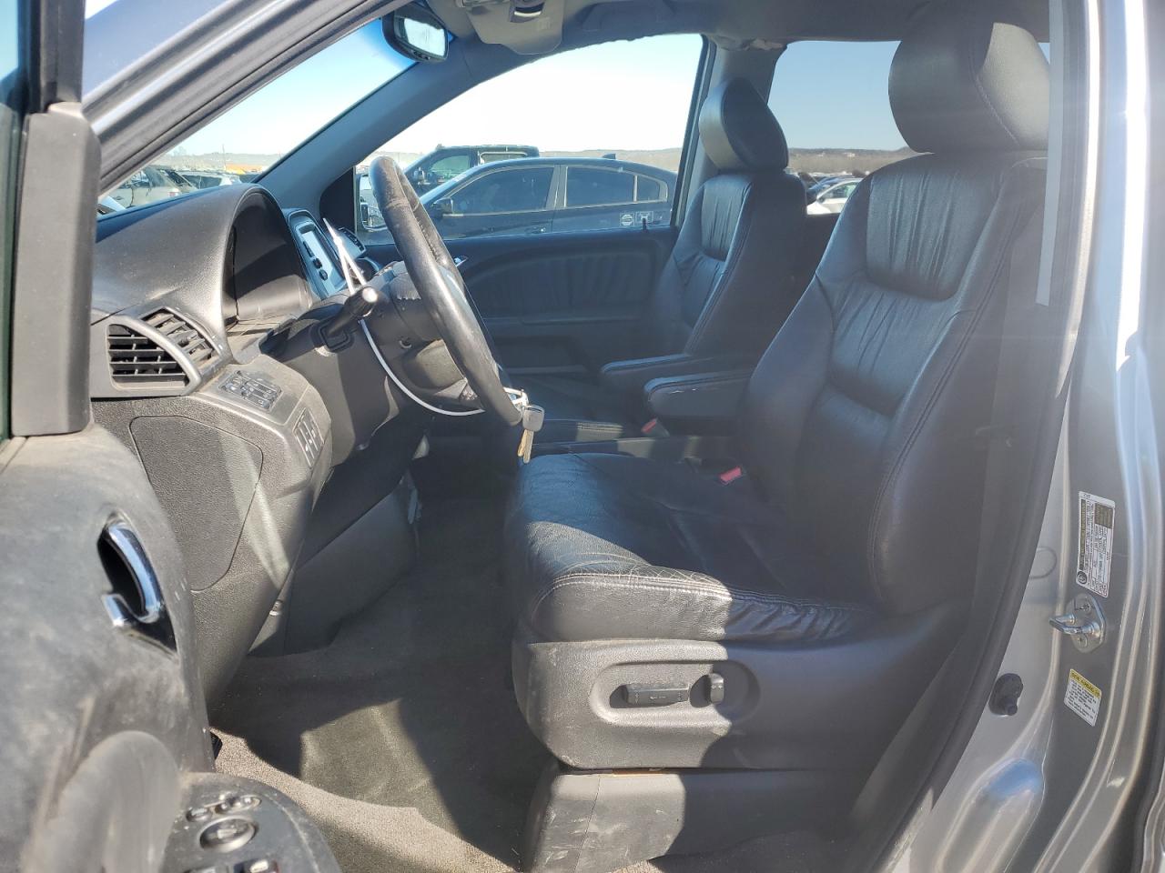 2007 Honda Odyssey VIN 5FNRL38877B100246 Copart auction photo, rear end / minor dent/scratches damage thumbnail 7