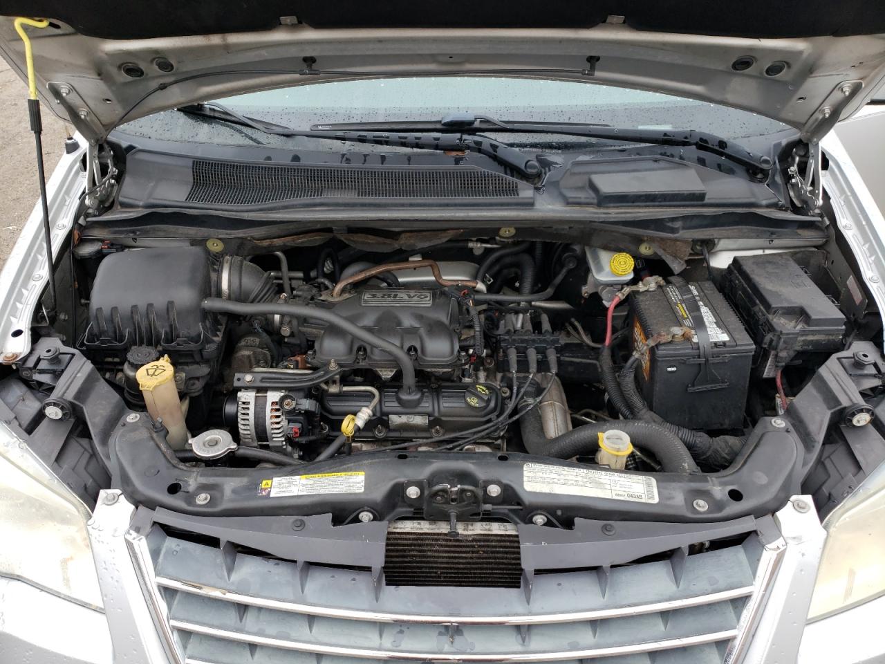 2010 Chrysler Town & Country VIN 2A4RR5D18AR102757 Copart auction photo, rear end damage thumbnail 12