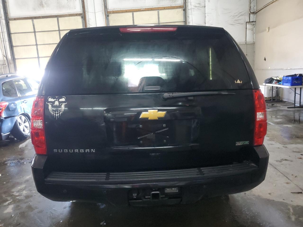 2012 Chevrolet Suburban VIN 1GNSKJE75CR291407 Copart auction photo, front end / side damage thumbnail 6