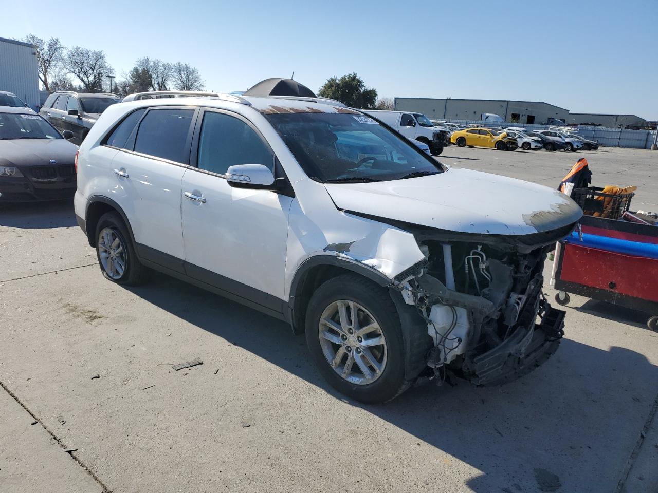 2014 KIA Sorento VIN 5XYKT4A66EG433463 Copart auction photo, front end damage thumbnail 4