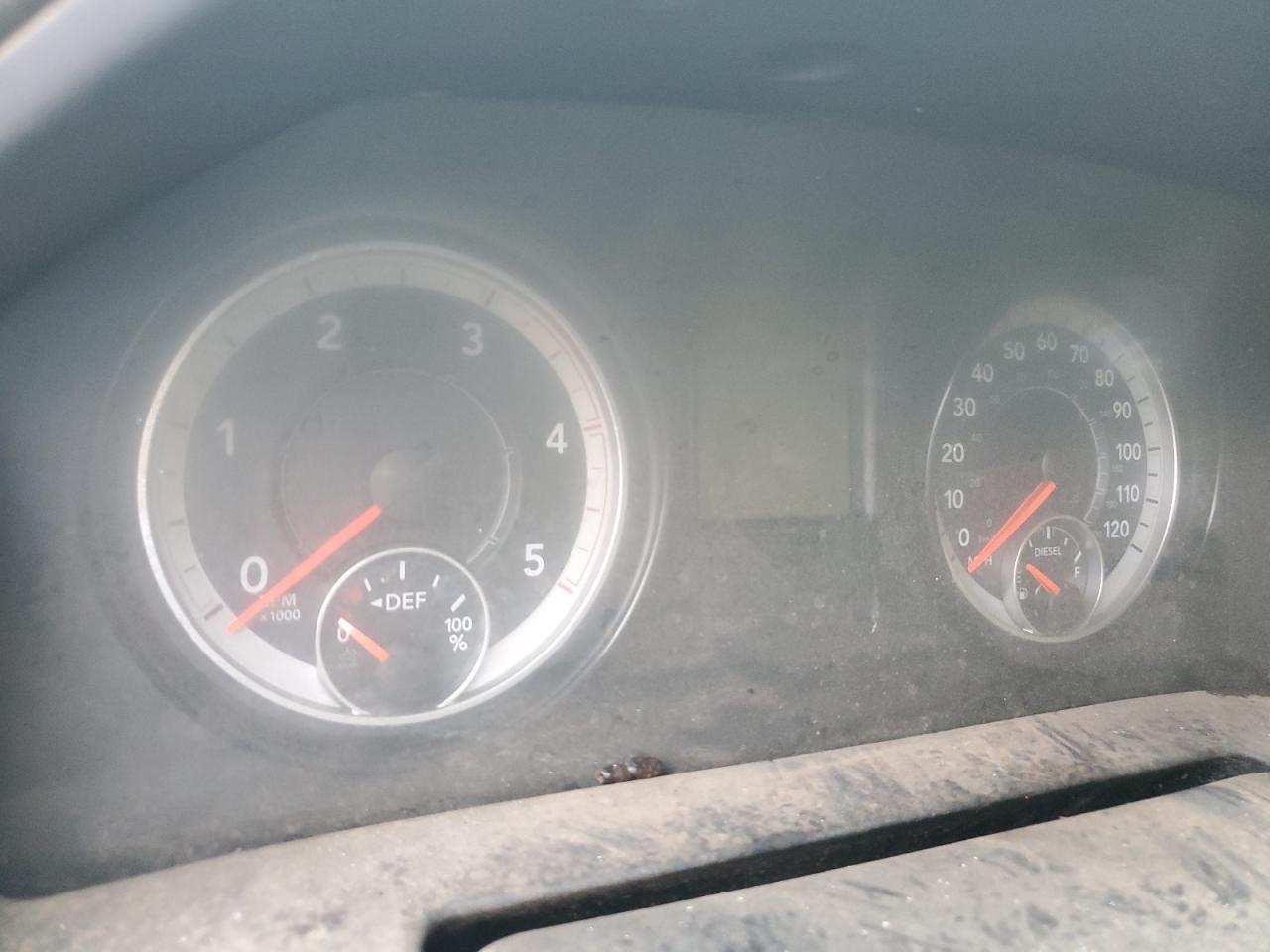 2018 RAM 3500 VIN 3C7WRTCL6JG282183 Copart auction photo, burn - engine / burn - interior damage thumbnail 9