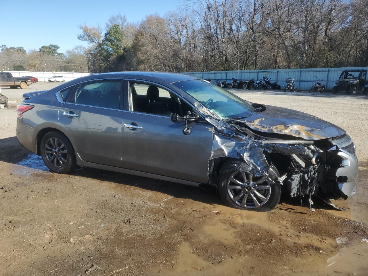 2015 Nissan Altima VIN 1N4AL3AP3FN909506 Copart auction photo, front end / side damage thumbnail 4