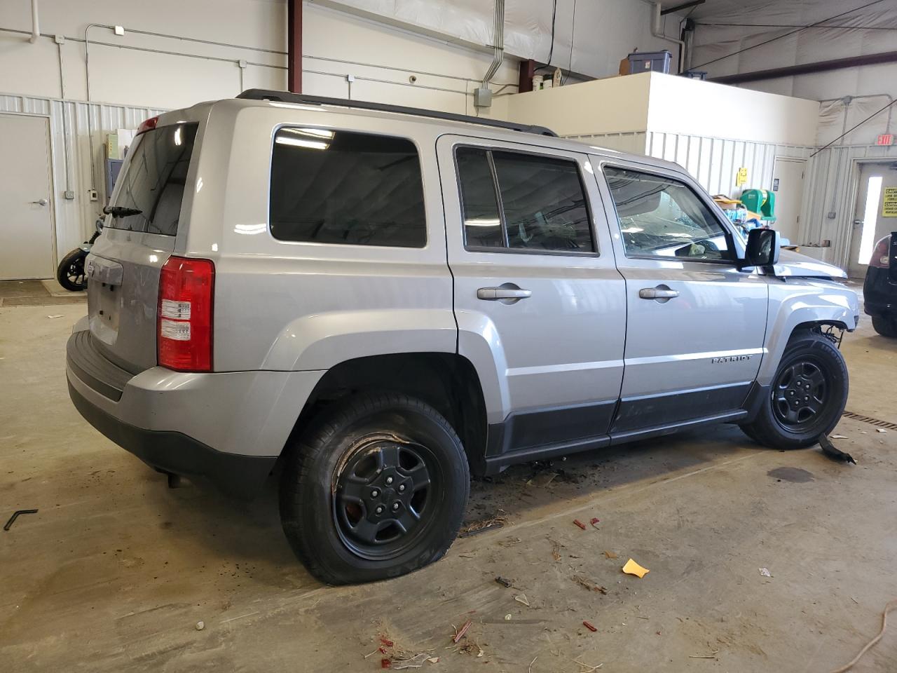 2015 Jeep Liberty (Patriot) VIN 1C4NJRBB7FD426453 Copart auction photo, front end damage thumbnail 3
