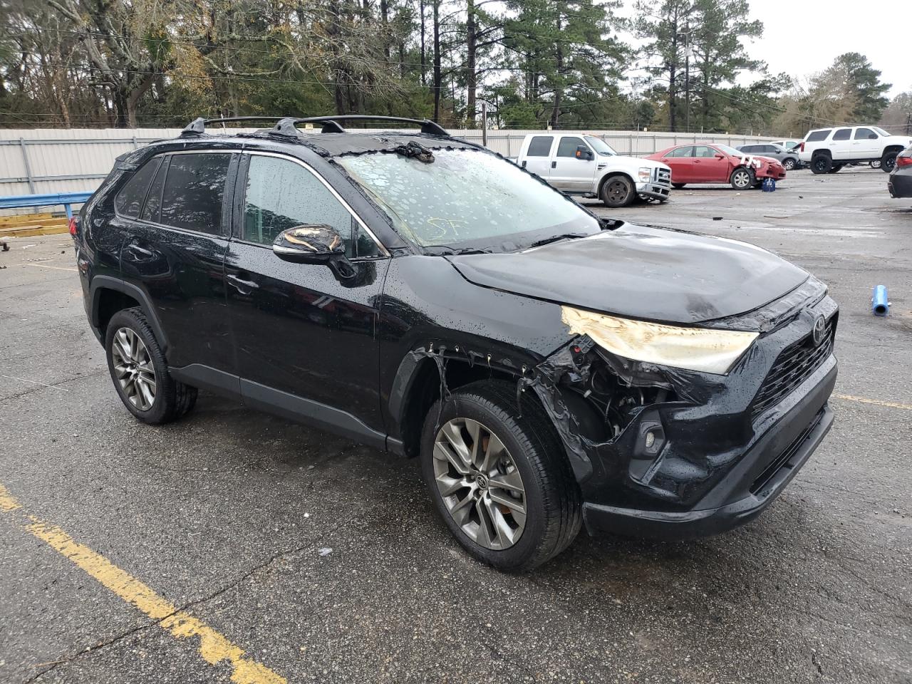 2022 Toyota RAV 4 VIN 2T3A1RFV4NW310938 Copart auction photo, burn / front end damage thumbnail 4