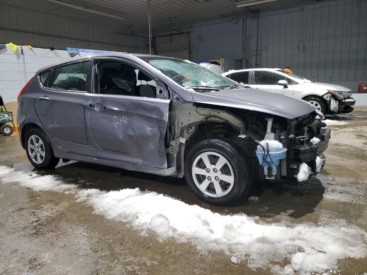 2014 Hyundai Accent VIN KMHCT5AE3EU193946 Copart auction photo, front end / side damage thumbnail 4