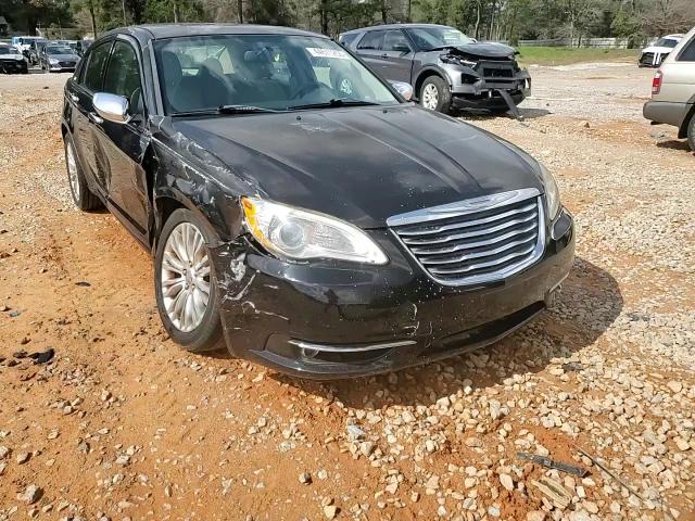 2012 Chrysler 200 VIN 1C3CCBCB4CN137371 Copart auction photo, front end / side damage thumbnail 11