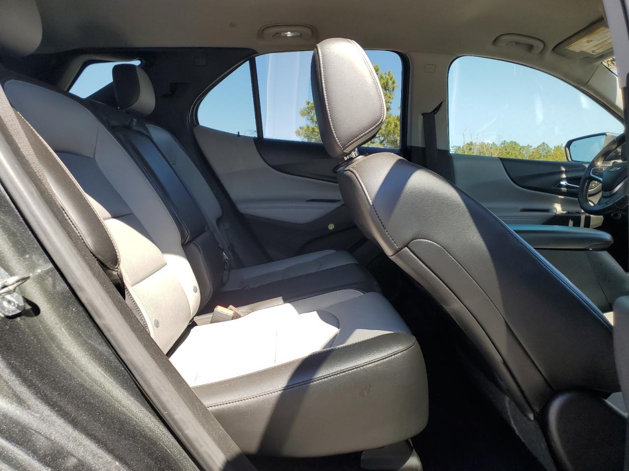 2019 Chevrolet Equinox VIN 2GNAXXEV4K6249383 Copart auction photo, rear end / all over damage thumbnail 11