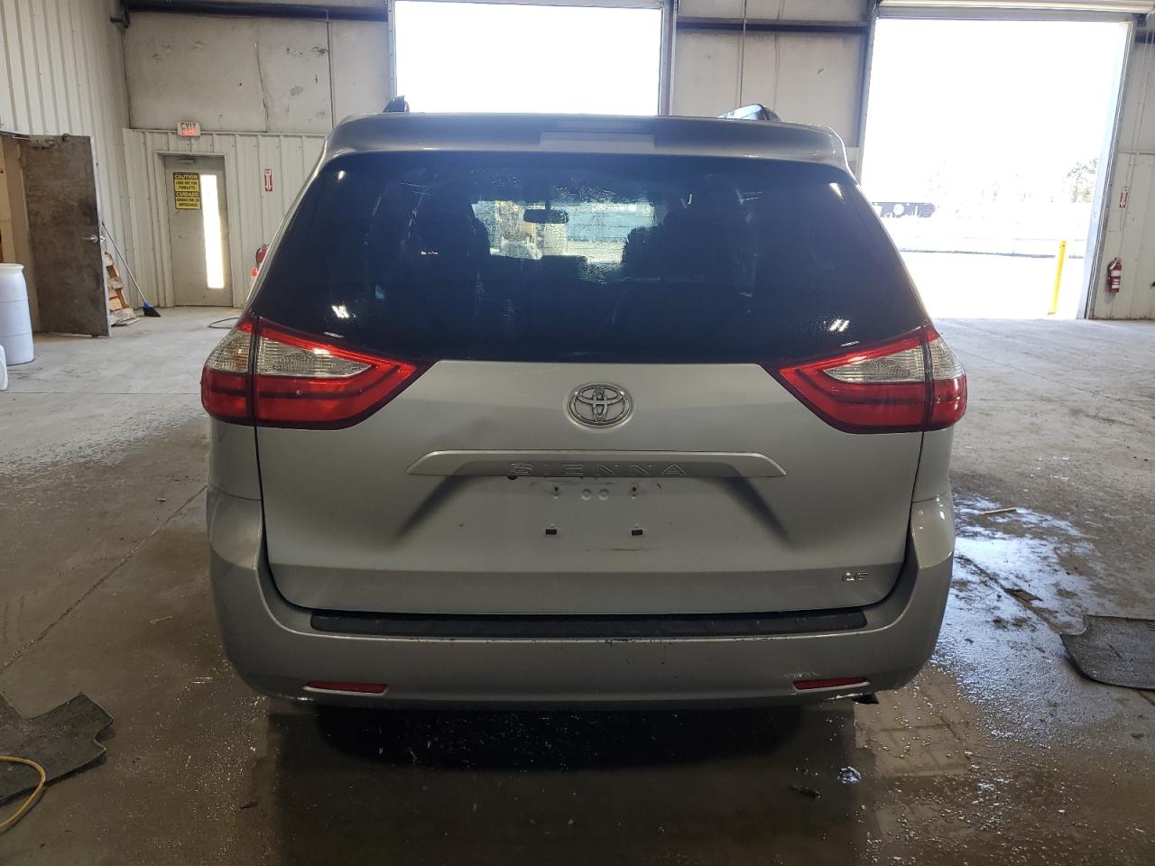 2015 Toyota Sienna VIN 5TDKK3DC2FS674066 Copart auction photo, front end damage thumbnail 6