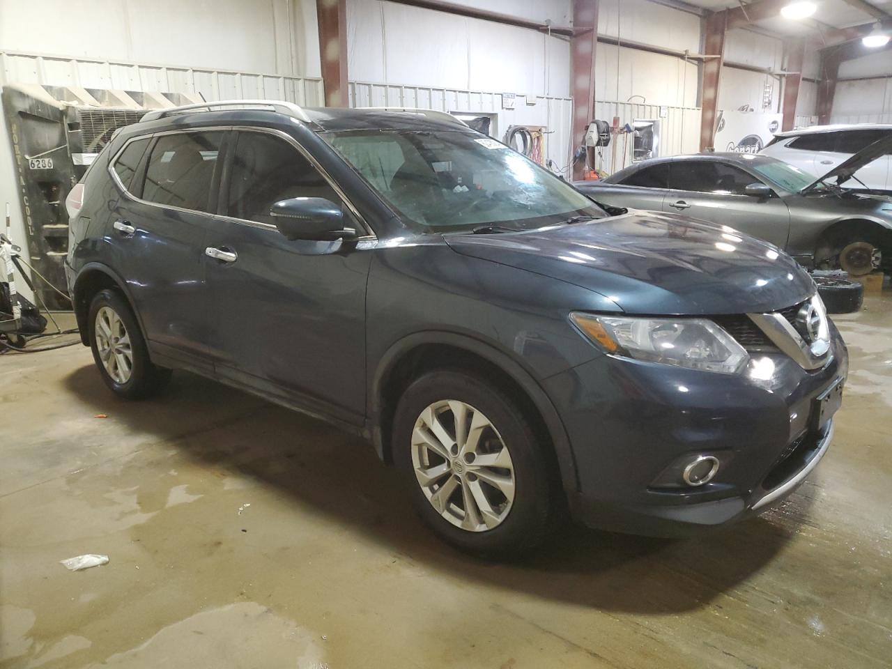 2016 Nissan Rogue VIN JN8AT2MT9GW012638 Copart auction photo, rear end / minor dent/scratches damage thumbnail 4