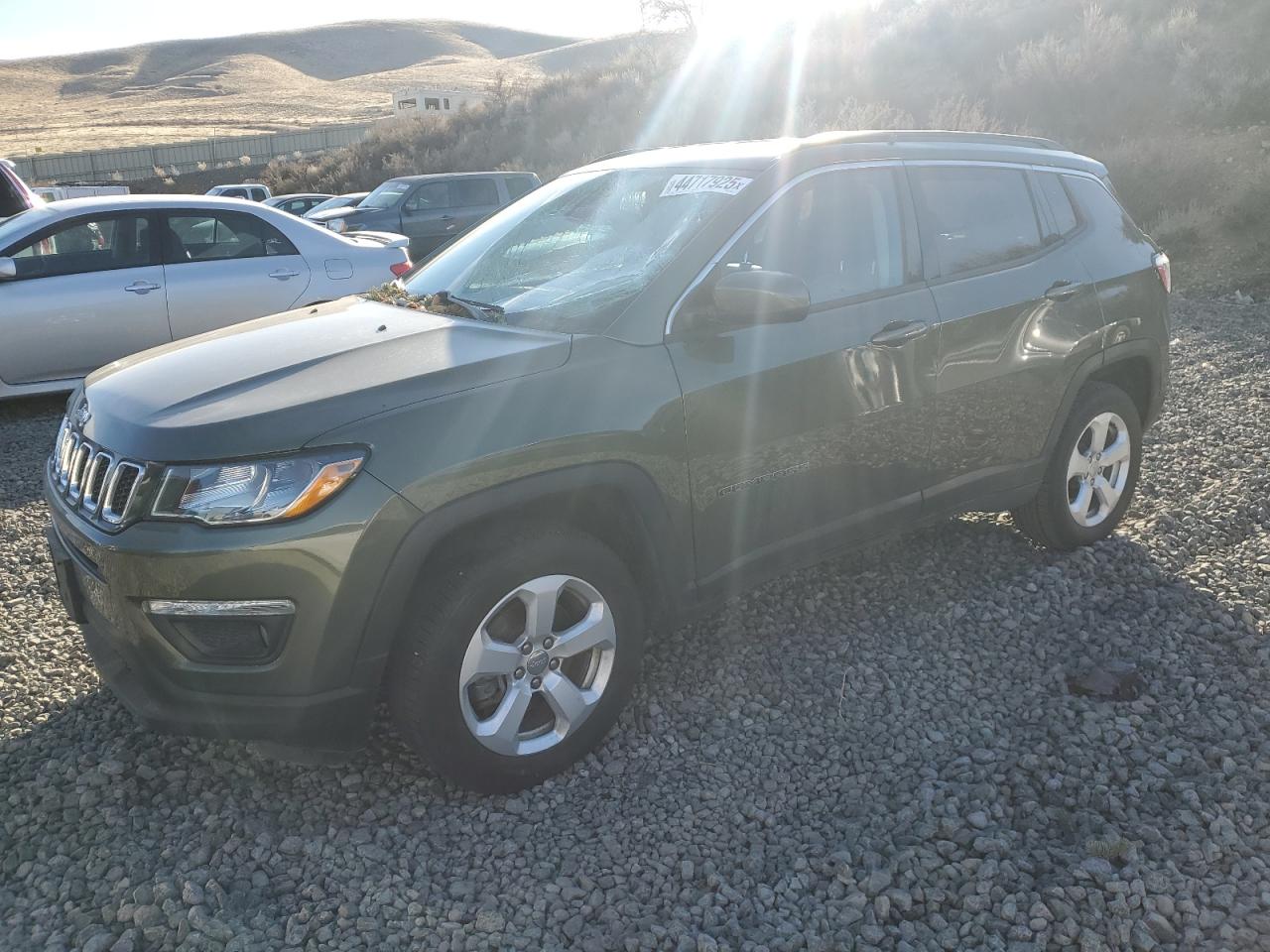 2019 Jeep Compass VIN 3C4NJDBB5KT674899