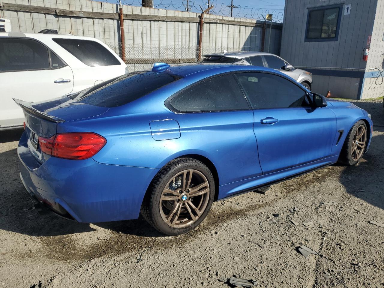 2014 BMW 4er VIN WBA3N7C56EF718698 Copart auction photo, side / front end damage thumbnail 3