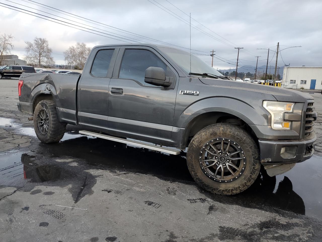 2015 Ford F-150 VIN 1FTEX1C82FKD16733 Copart auction photo, all over damage thumbnail 4