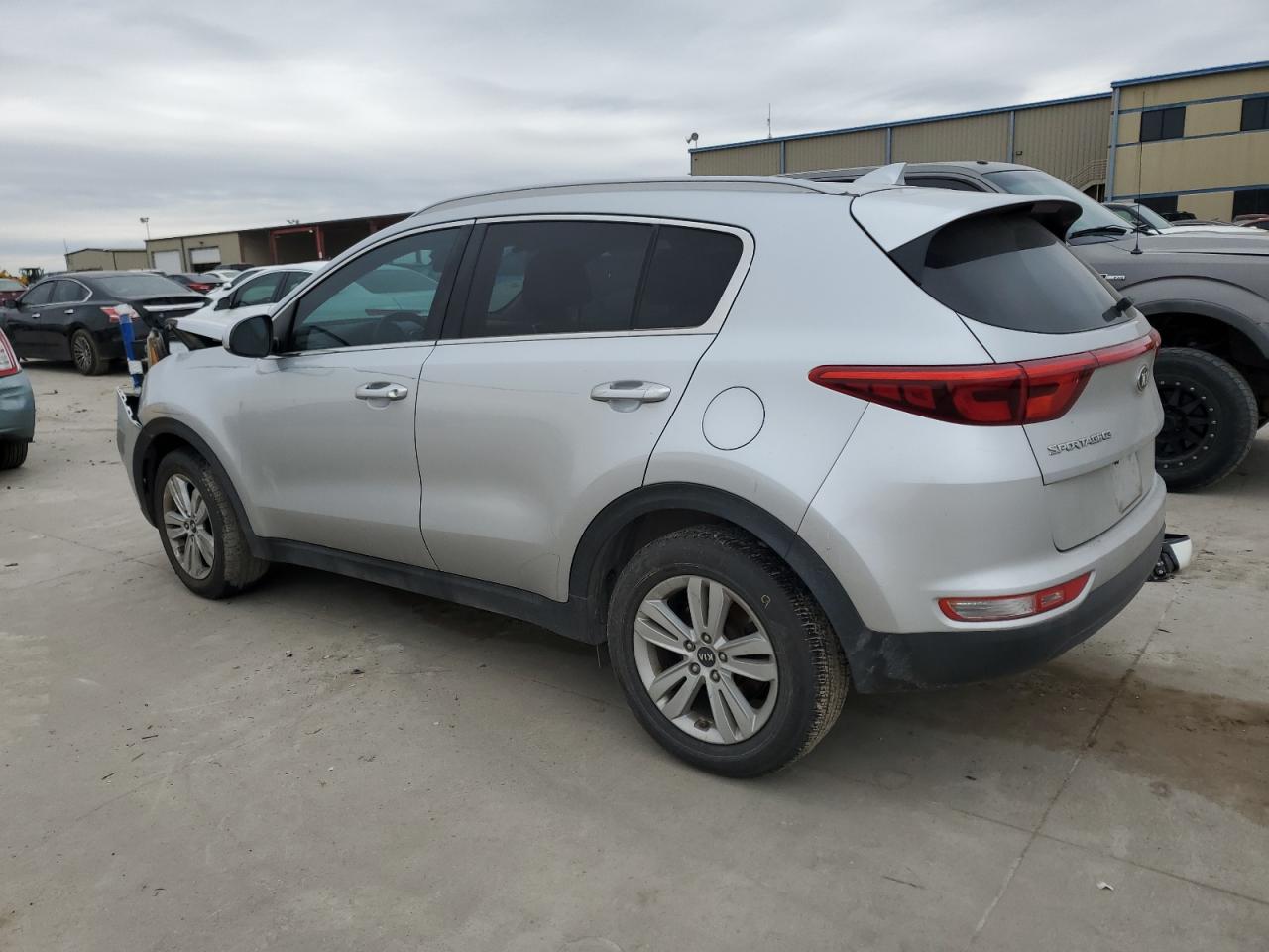 2017 KIA Sportage VIN KNDPM3AC4H7050948 Copart auction photo, front end damage thumbnail 2