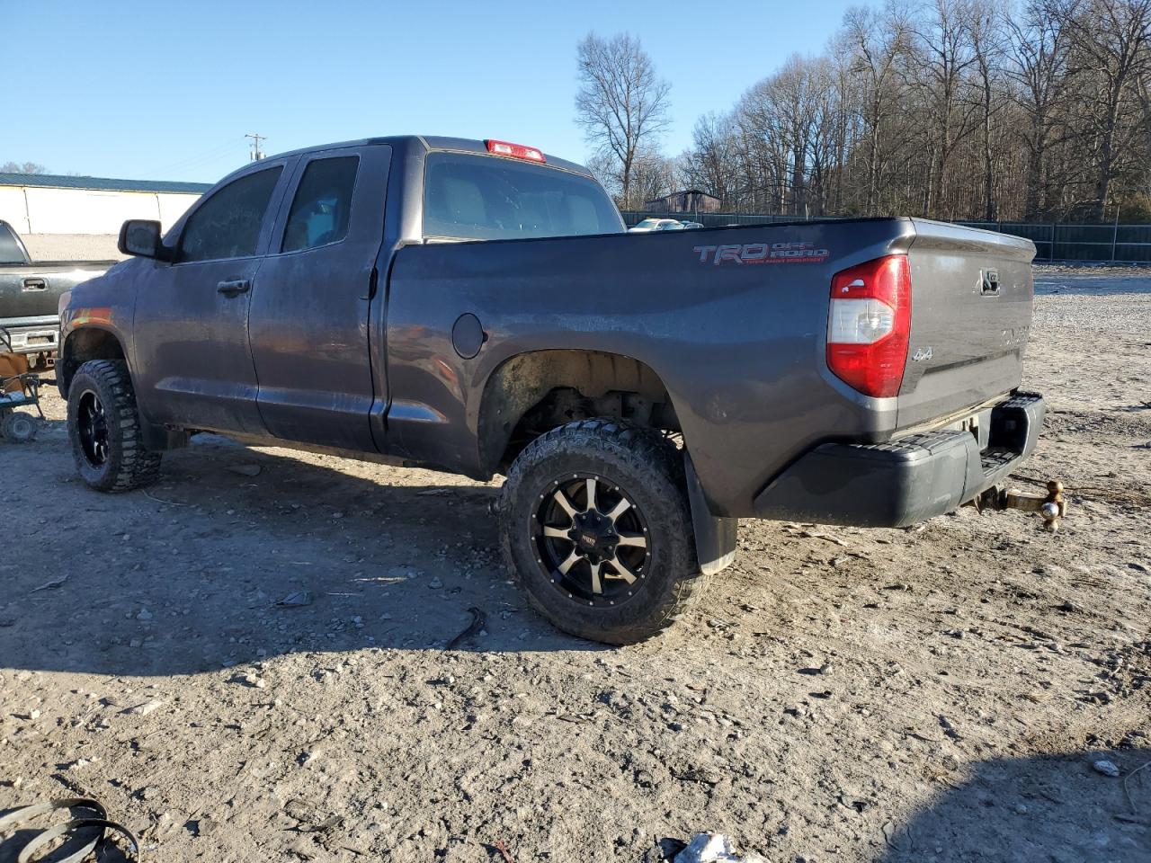 2015 Toyota Tundra VIN 5TFUM5F16FX061016 Copart auction photo, undercarriage / side damage thumbnail 2