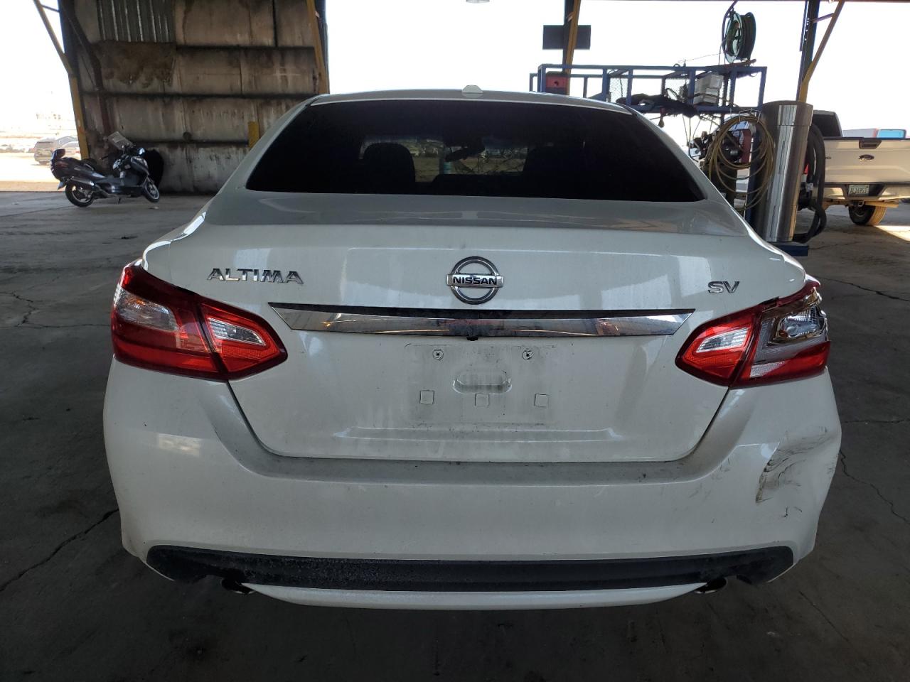 2017 Nissan Altima VIN 1N4AL3AP5HC149934 Copart auction photo, front end / rear end damage thumbnail 6