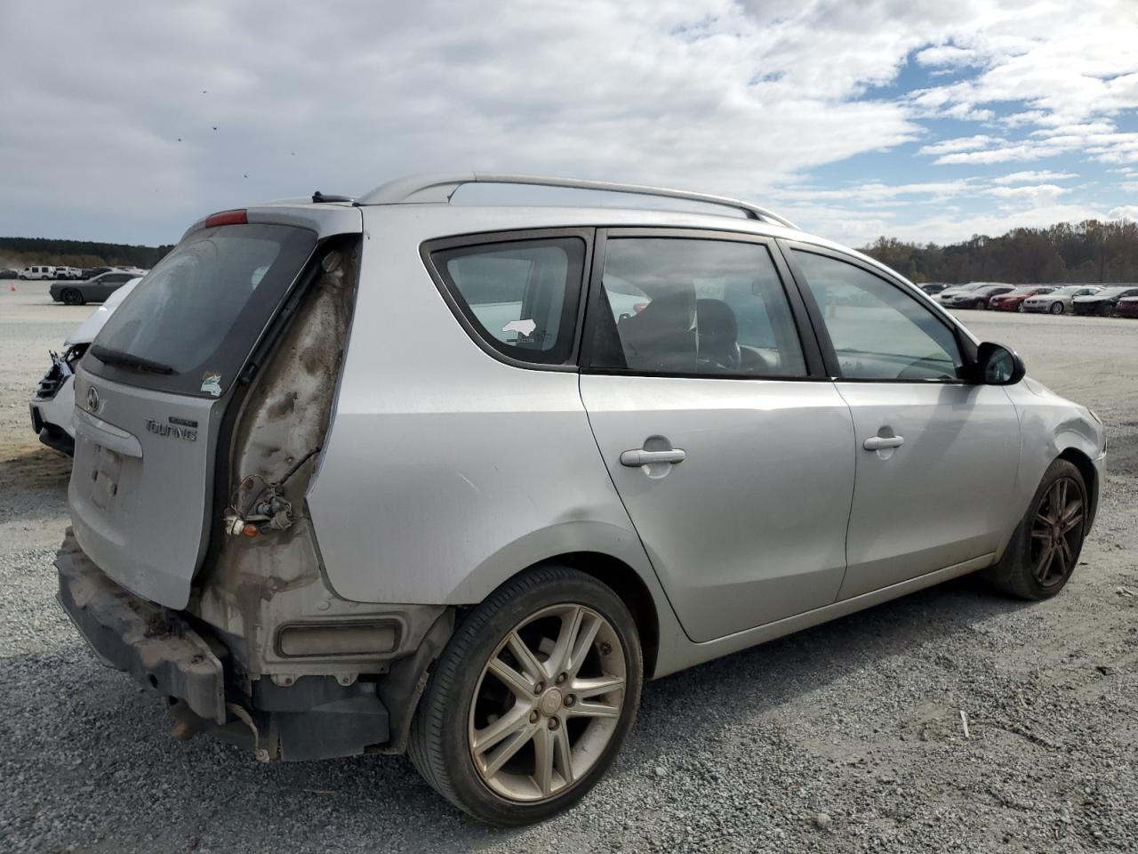 2011 Hyundai Elantra VIN KMHDC8AE7BU118023 Copart auction photo, rear end / minor dent/scratches damage thumbnail 3