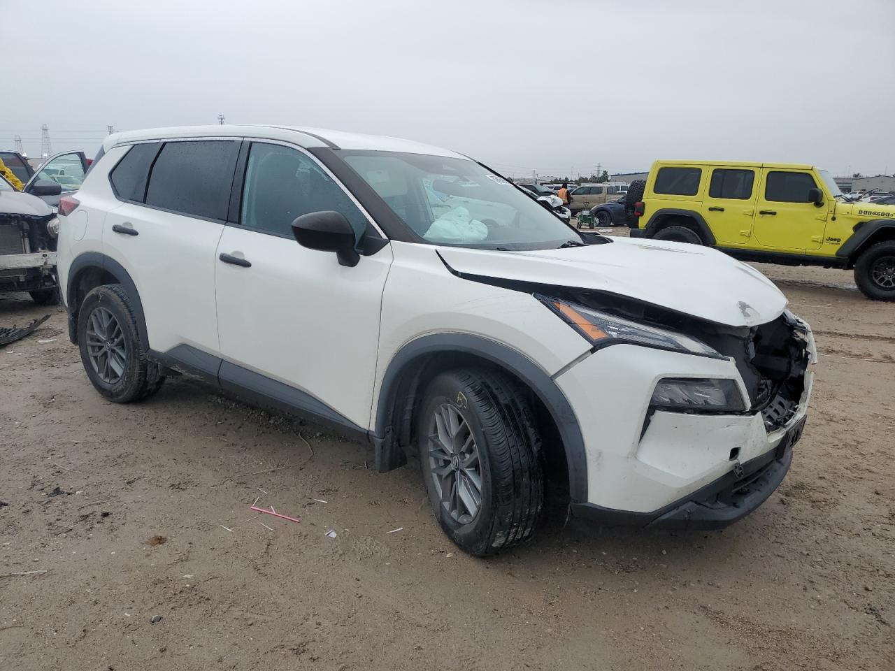 2021 Nissan Rogue VIN 5N1AT3AA1MC815571 Copart auction photo, front end / minor dent/scratches damage thumbnail 4