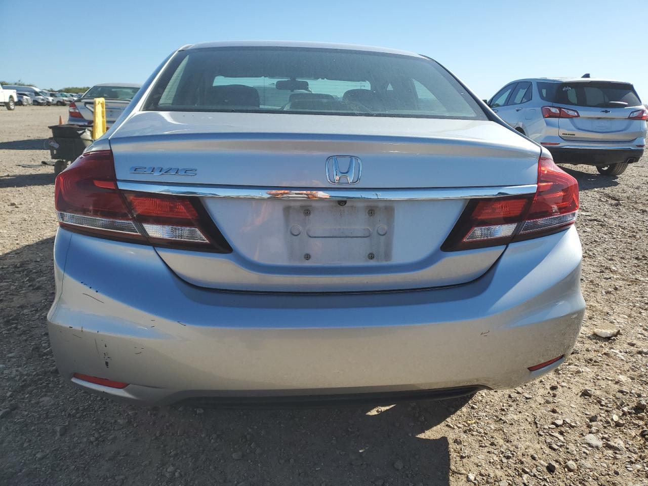 2015 Honda Civic VIN 19XFB2F77FE022520 Copart auction photo, rear end / minor dent/scratches damage thumbnail 6