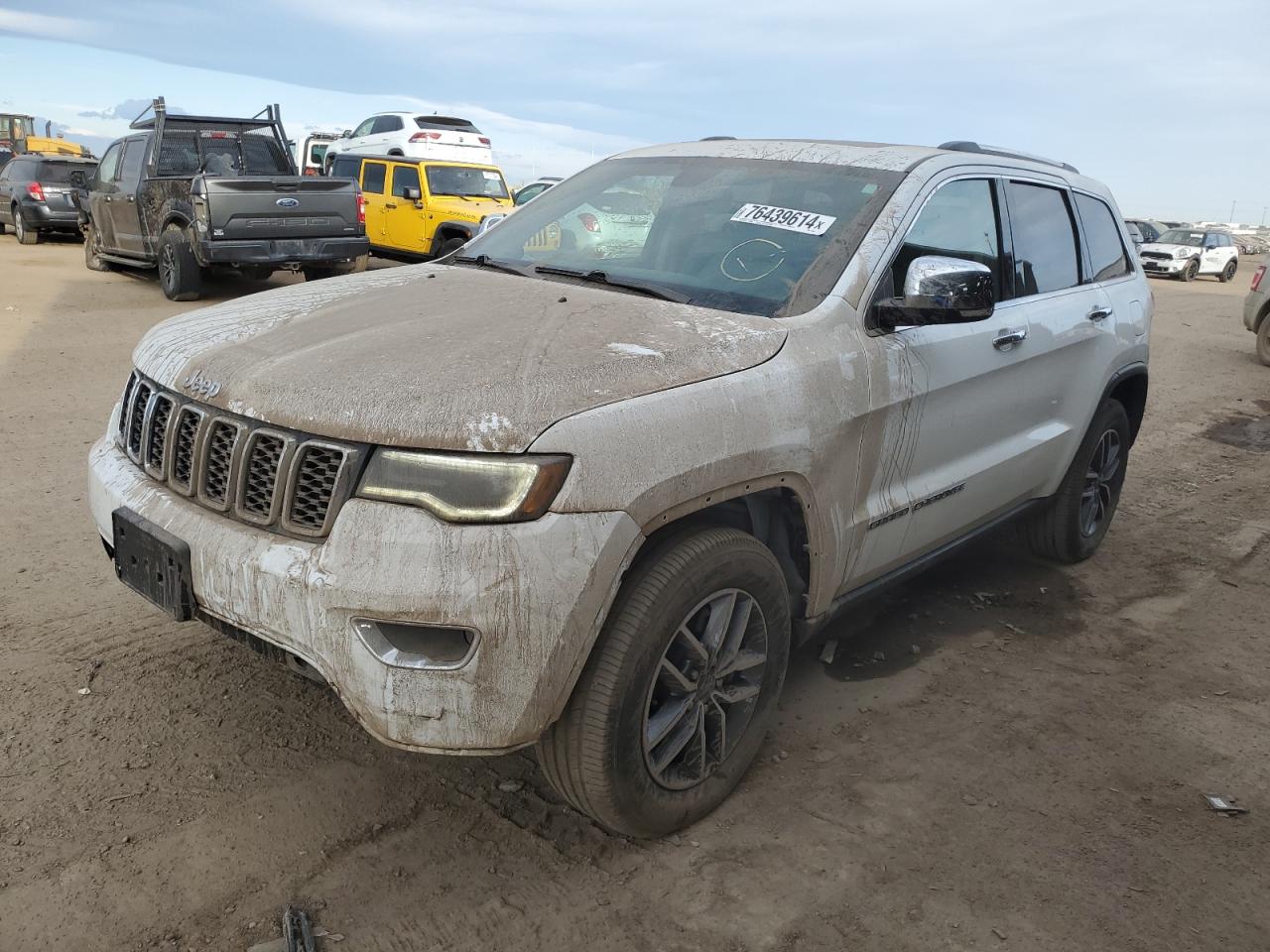 2019 Jeep Grand Cherokee VIN 1C4RJFBTXKC555585