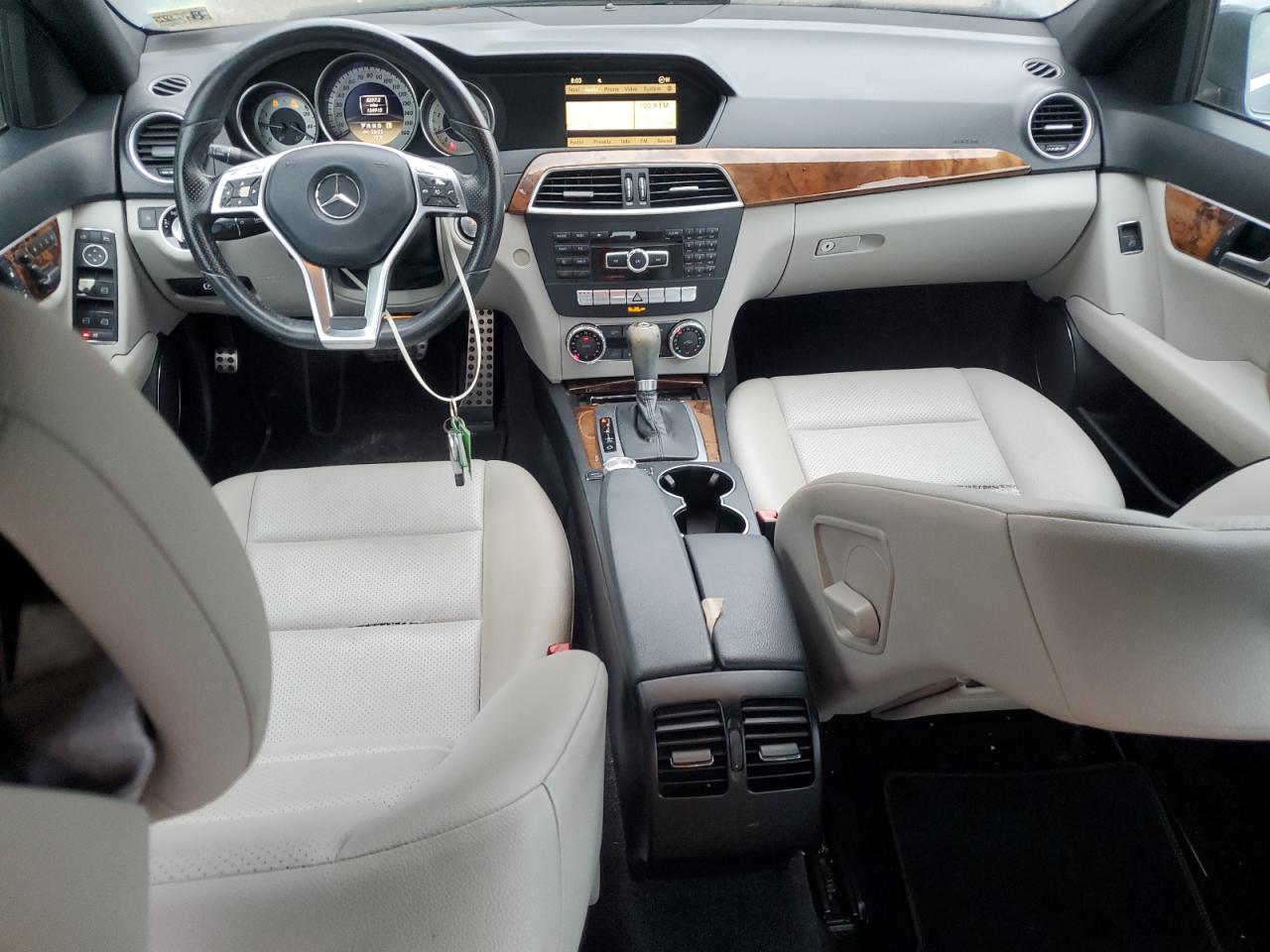 2012 Mercedes-Benz C-klasse VIN WDDGF5HBXCR222096 Copart auction photo, rear end / front end damage thumbnail 8