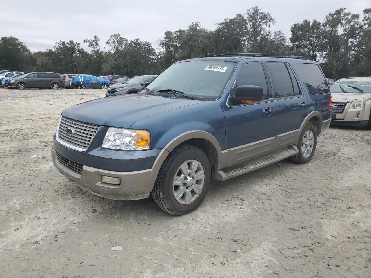 2004 Ford Expedition VIN 1FMEU17W14LA80077