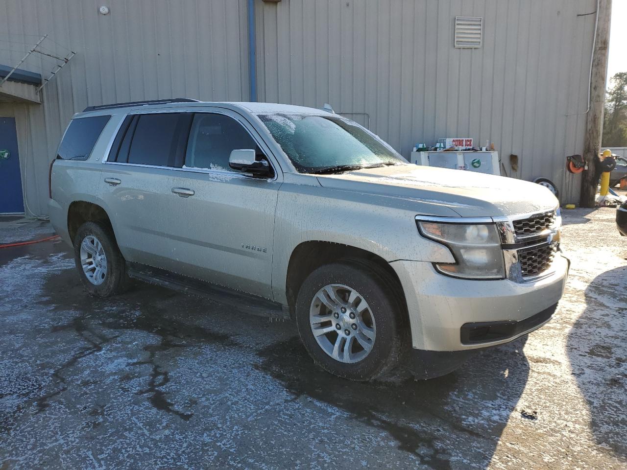 2016 Chevrolet Tahoe VIN 1GNSKBKC8GR364329 Copart auction photo, front end damage thumbnail 4