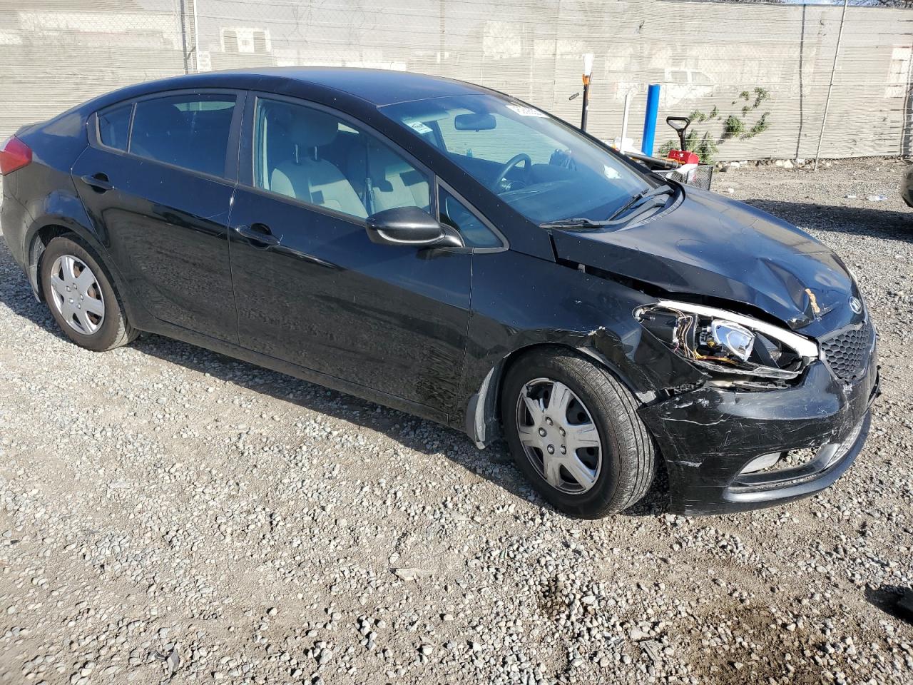 2015 KIA Forte VIN KNAFK4A64F5387675 Copart auction photo, front end damage thumbnail 4
