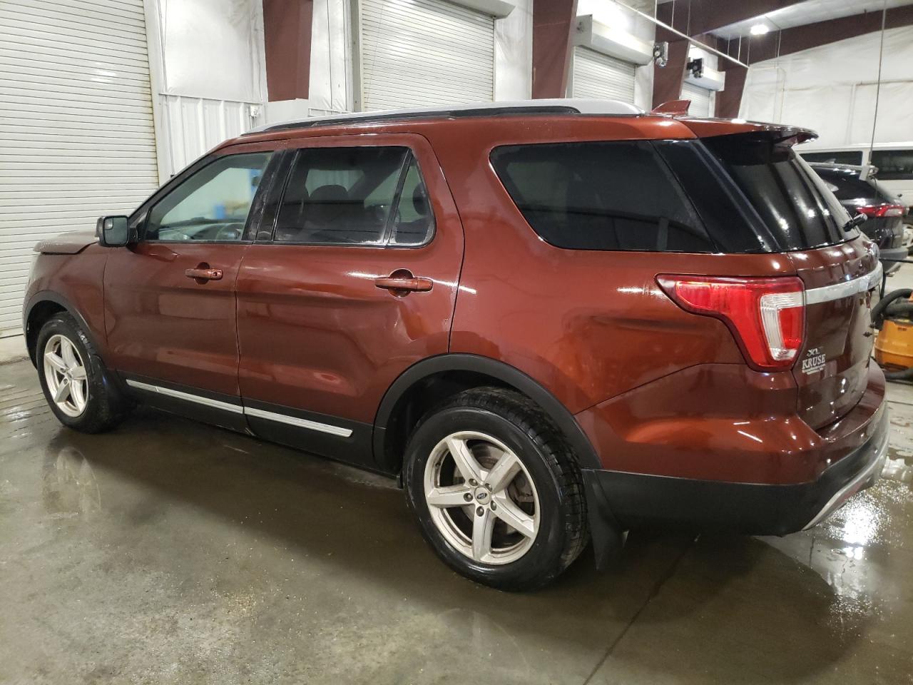 2016 Ford Explorer VIN 1FM5K8DH4GGC66164 Copart auction photo, front end damage thumbnail 2