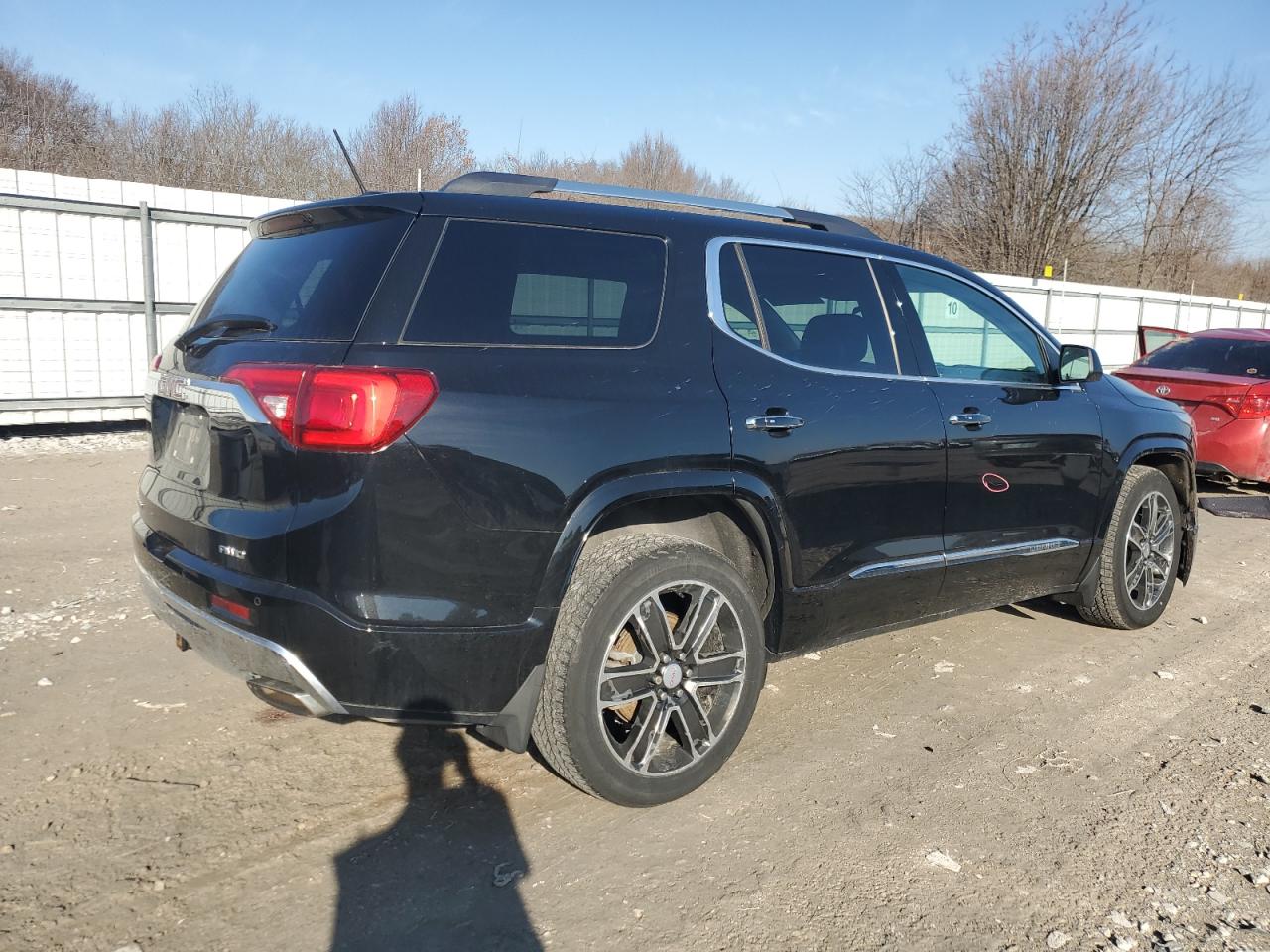 2019 GMC Acadia VIN 1GKKNXLS3KZ276823 Copart auction photo, front end / side damage thumbnail 3