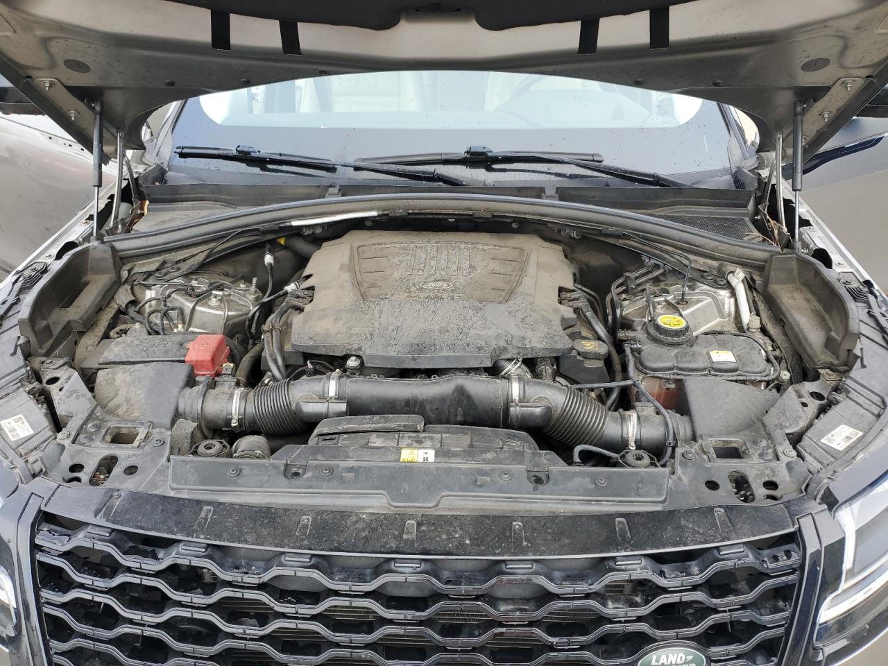 2018 Land Rover Range Rover VIN SALYM2RV9JA749322 Copart auction photo, front end damage thumbnail 12