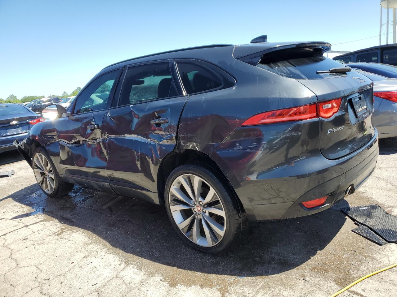 2019 Jaguar F-Pace VIN SADCL2GX0KA600490 Copart auction photo, all over / replaced vin damage thumbnail 2
