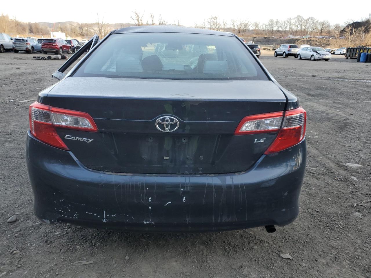 2014 Toyota Camry VIN 4T4BF1FK3ER407303 Copart auction photo, all over / side damage thumbnail 6