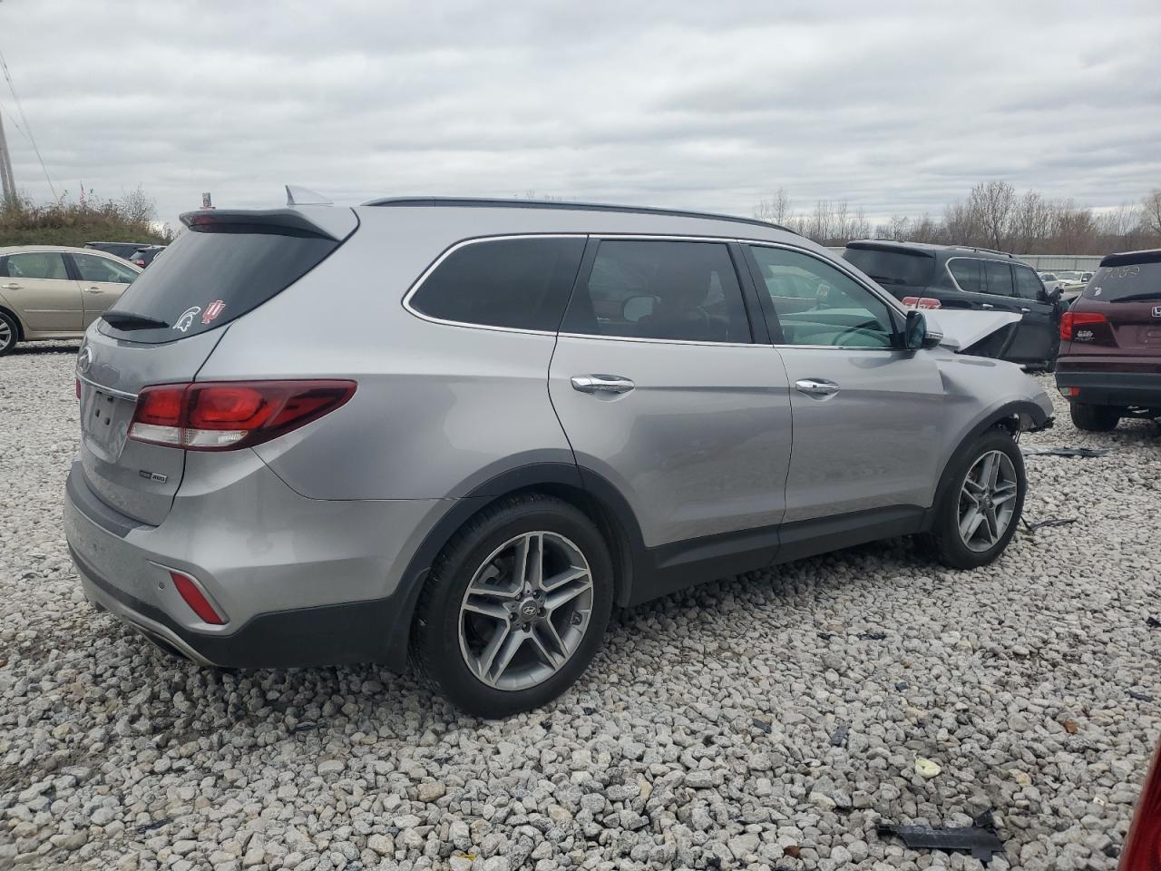 2017 Hyundai Santa Fe VIN KM8SRDHF0HU221984 Copart auction photo, front end damage thumbnail 3