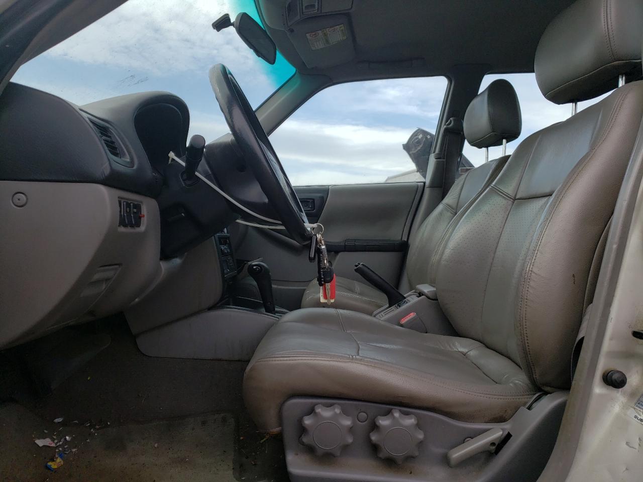 1999 Subaru Forester VIN JF1SF6559XH720171 Copart auction photo, mechanical / minor dent/scratches damage thumbnail 7
