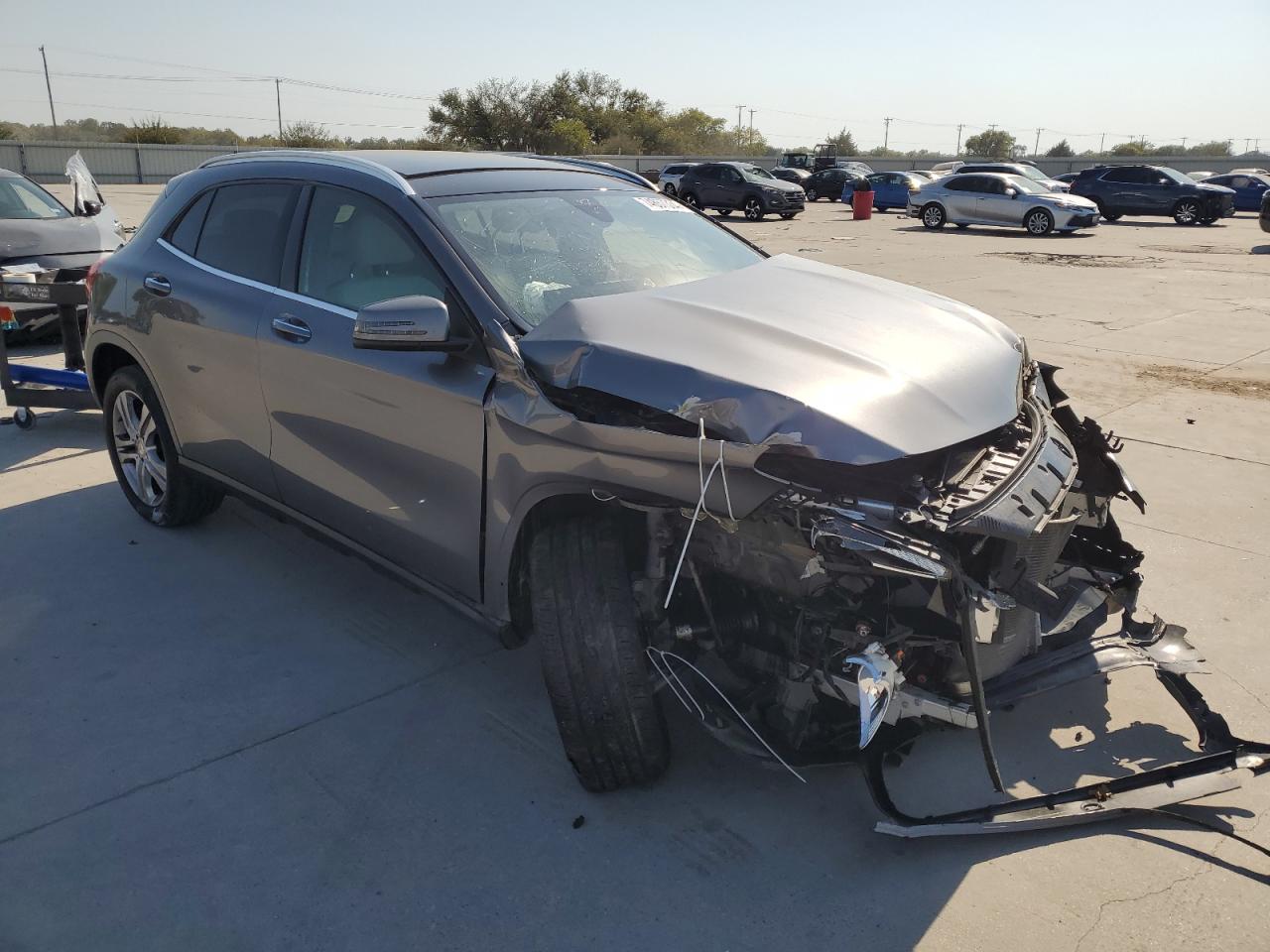 2016 Mercedes-Benz GLA-klasse VIN WDCTG4EB4GJ202218 Copart auction photo, front end damage thumbnail 4