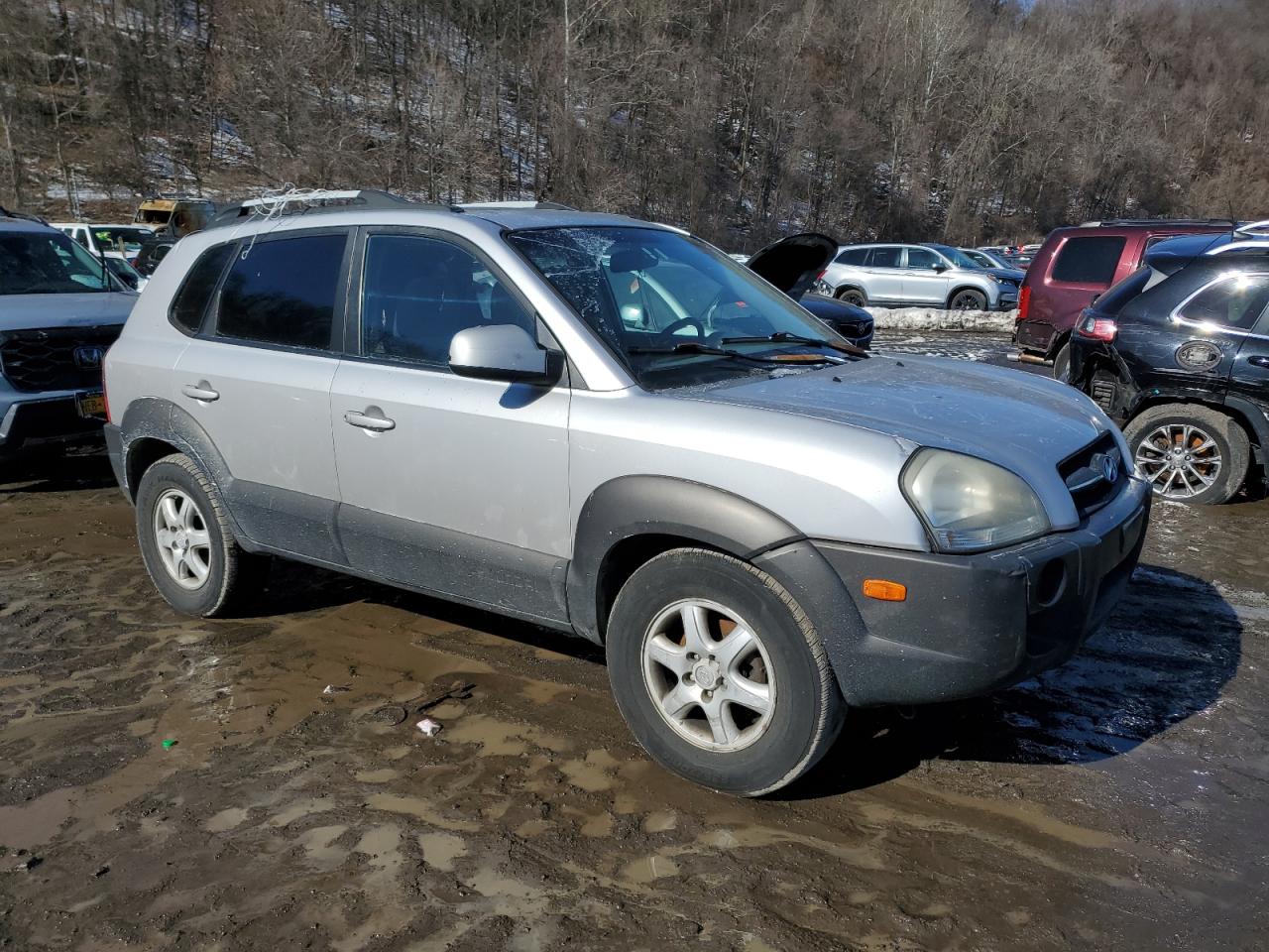 2005 Hyundai Tucson VIN KM8JN72D65U048810 Copart auction photo, minor dent/scratches damage thumbnail 4