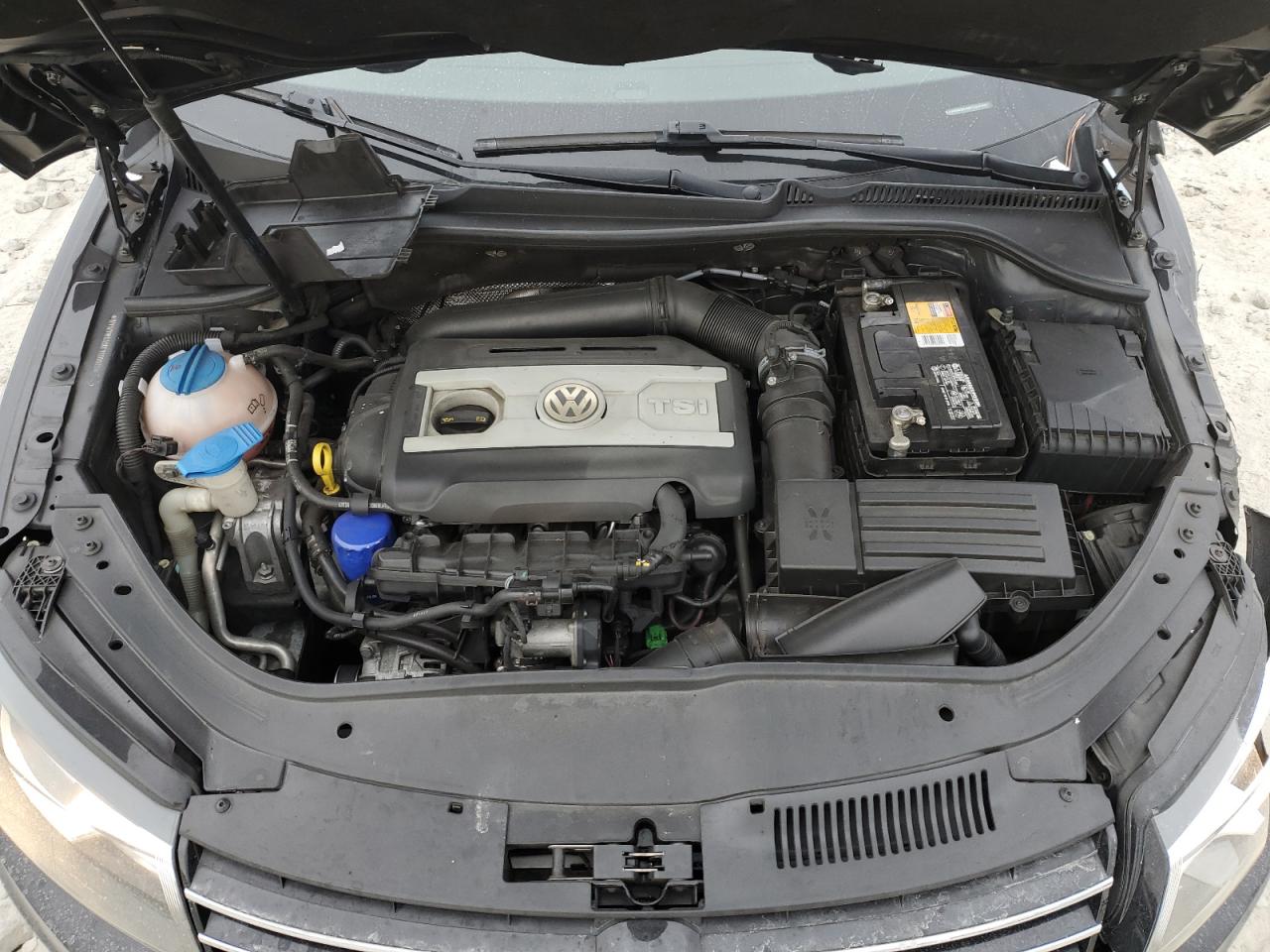 2015 Volkswagen Eos VIN WVWBW8AH6FV005693 Copart auction photo, front end / side damage thumbnail 13