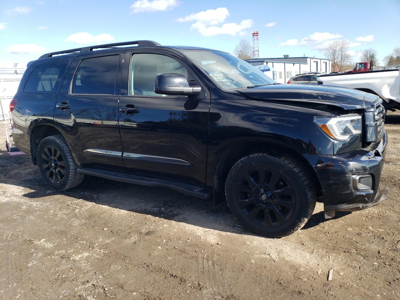2021 Toyota Sequoia VIN 5TDHY5B19MS184775 Copart auction photo, front end / undercarriage damage thumbnail 4