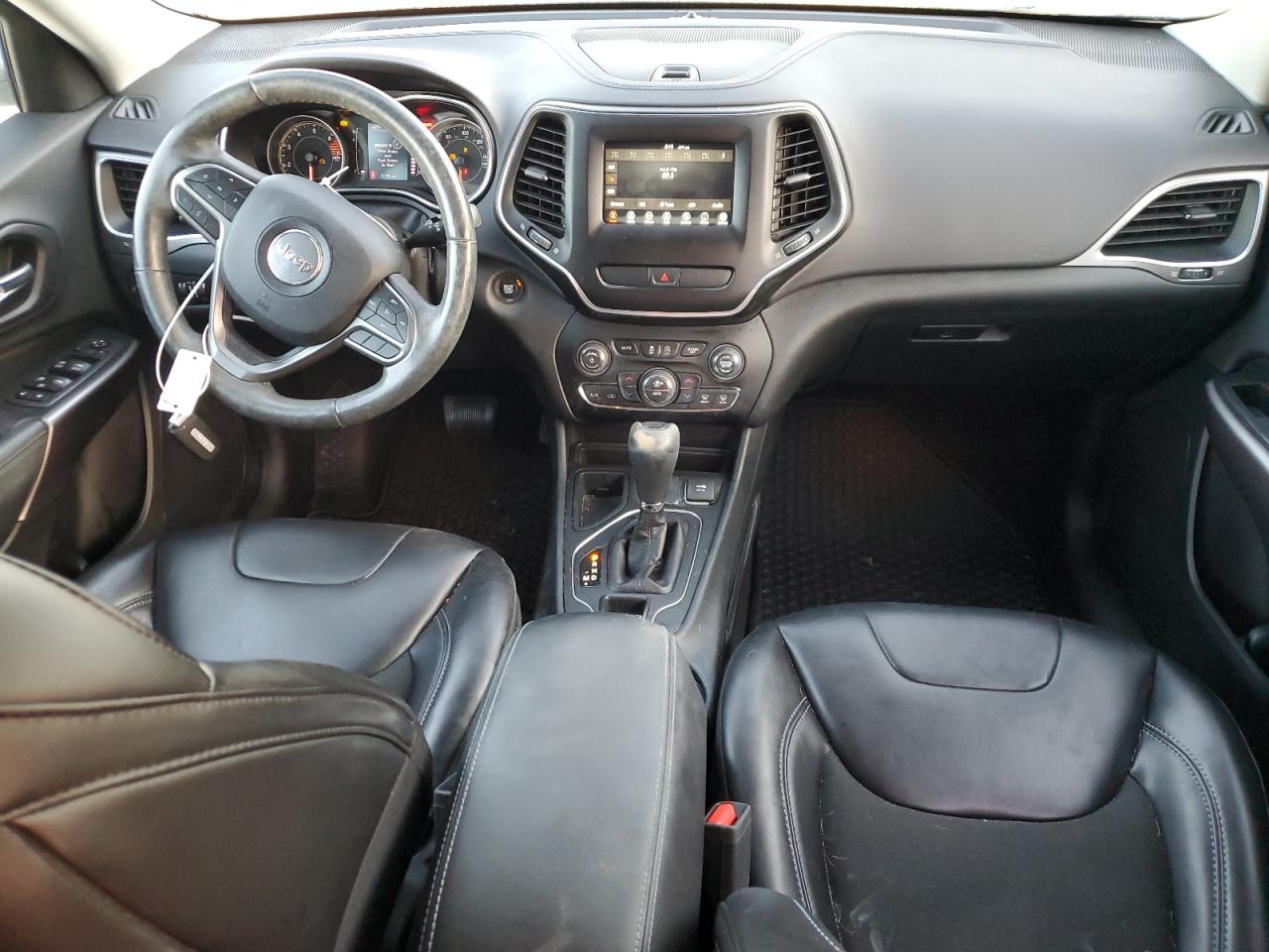 2019 Jeep Grand Cherokee VIN 1C4PJLLB9KD263917 Copart auction photo, rear end / side damage thumbnail 8